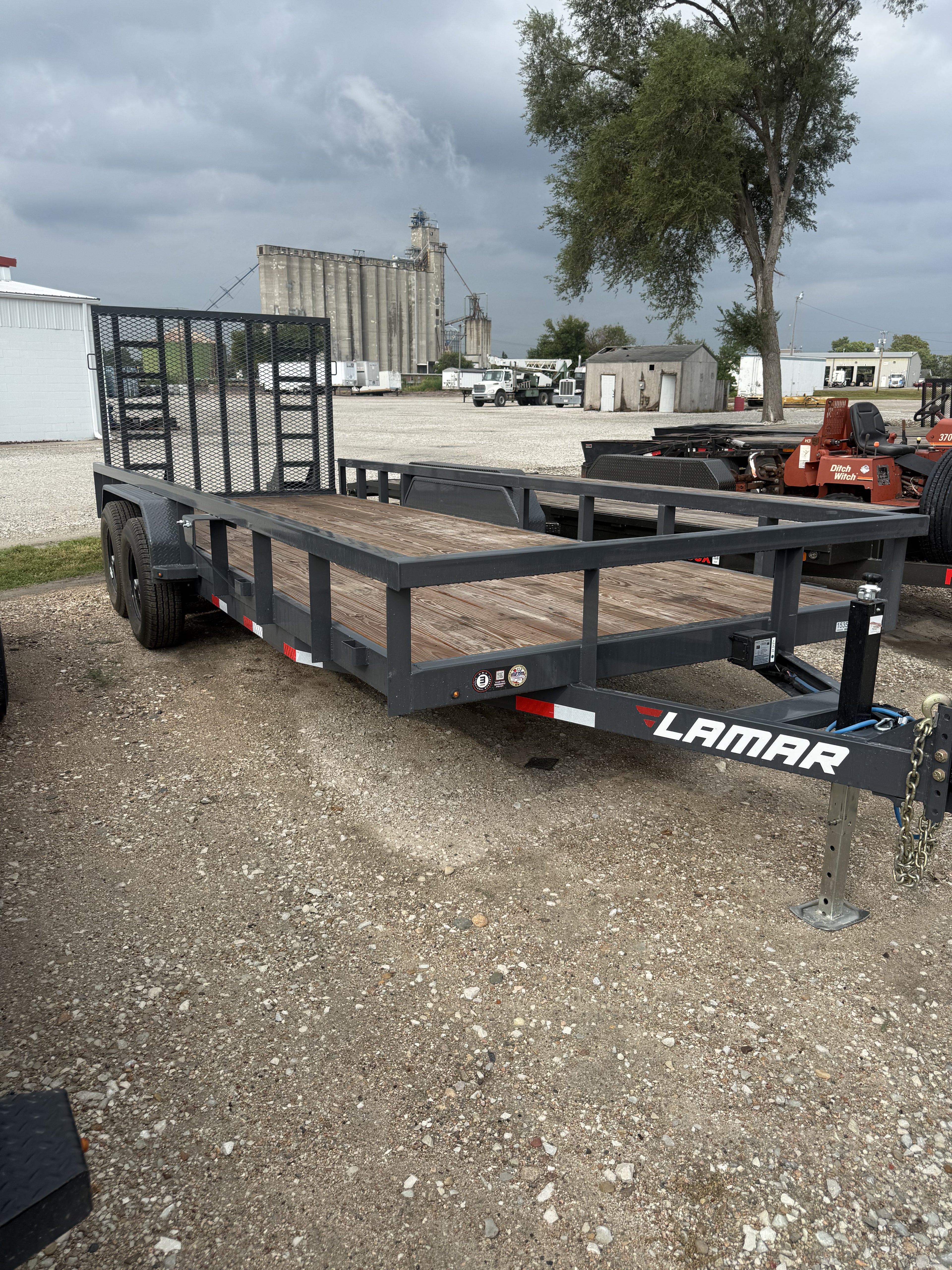 Lamar 20' Utility Trailer