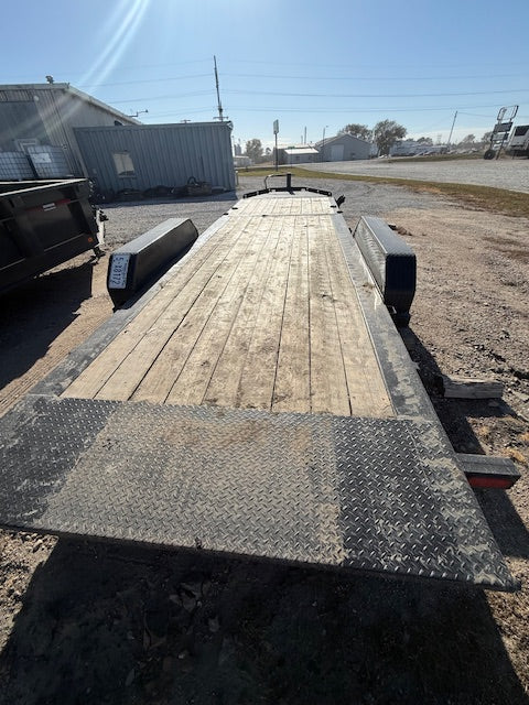 Diamond C 22' Tilt-Bed Trailer