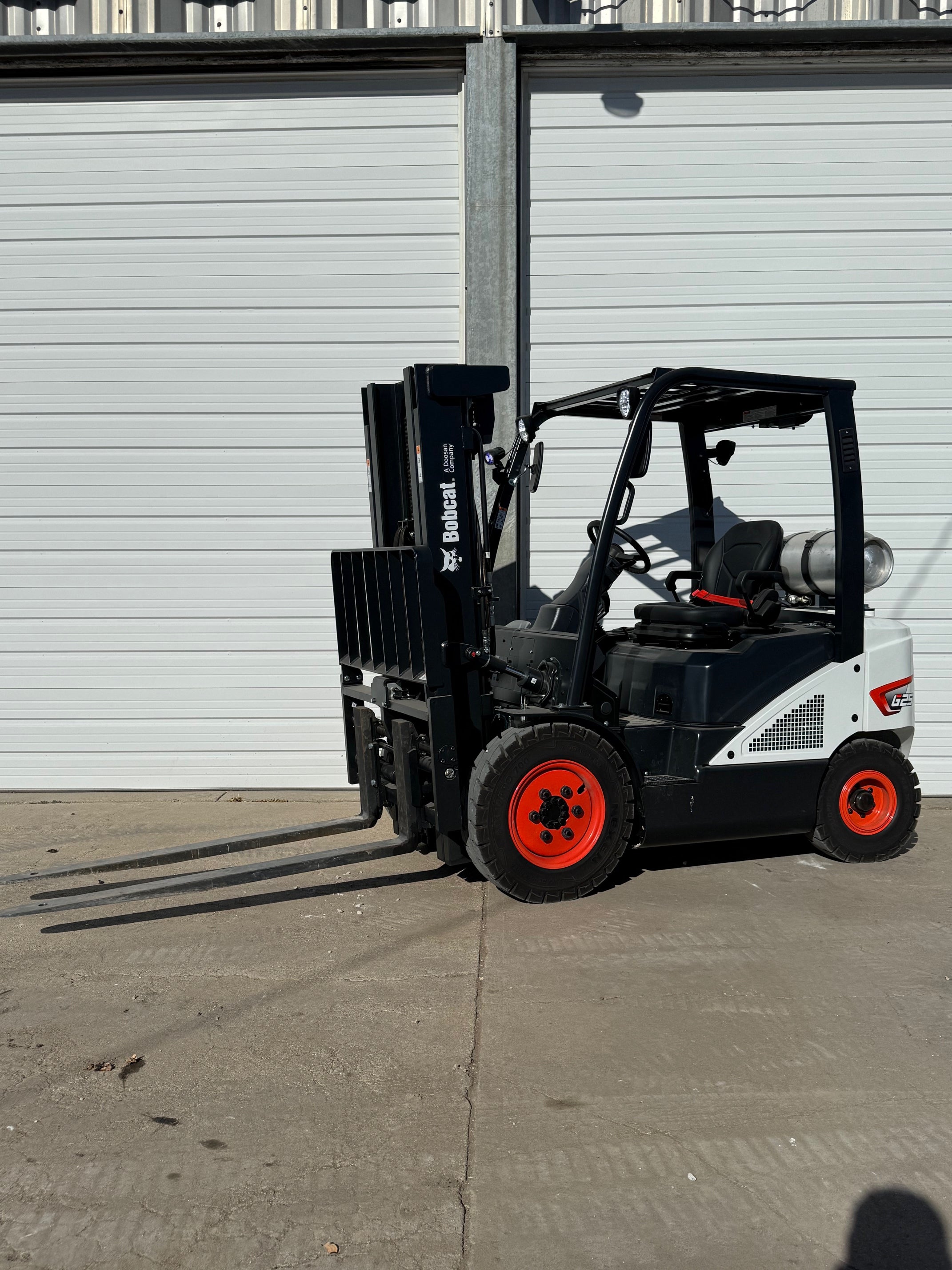 Bobcat G25 Forklift